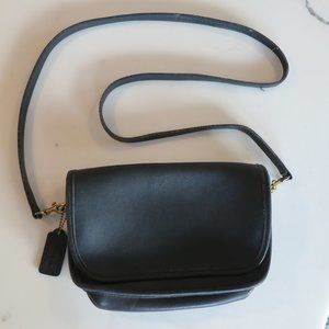 Vintage COACH Leather Purse